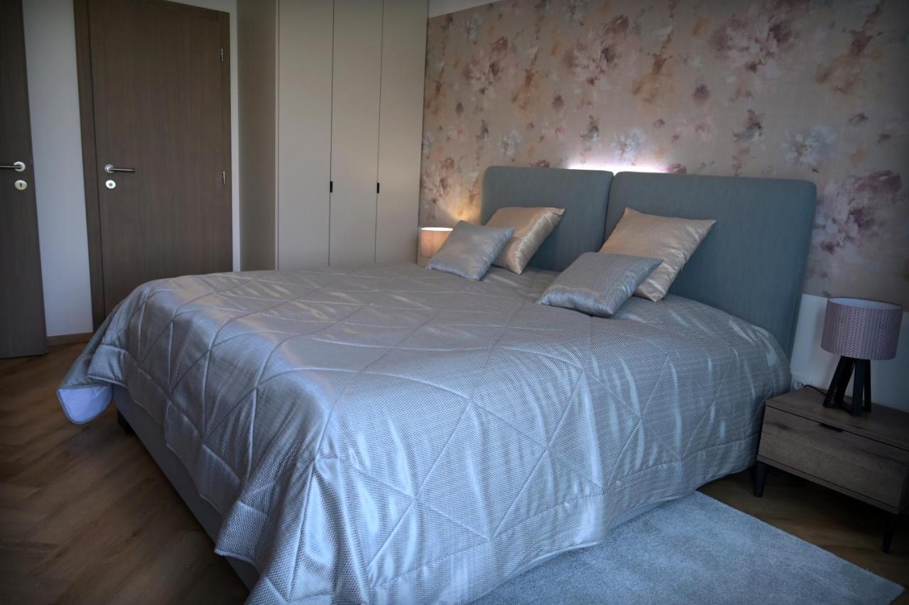Apartman Golfballs Sajdikove Humence Exterior photo
